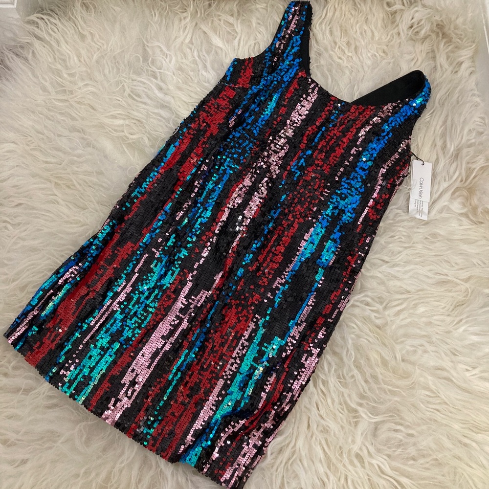 CALVIN KLEIN SEQUINED METALLIC SHIFT DRESS - Picture 3 of 9